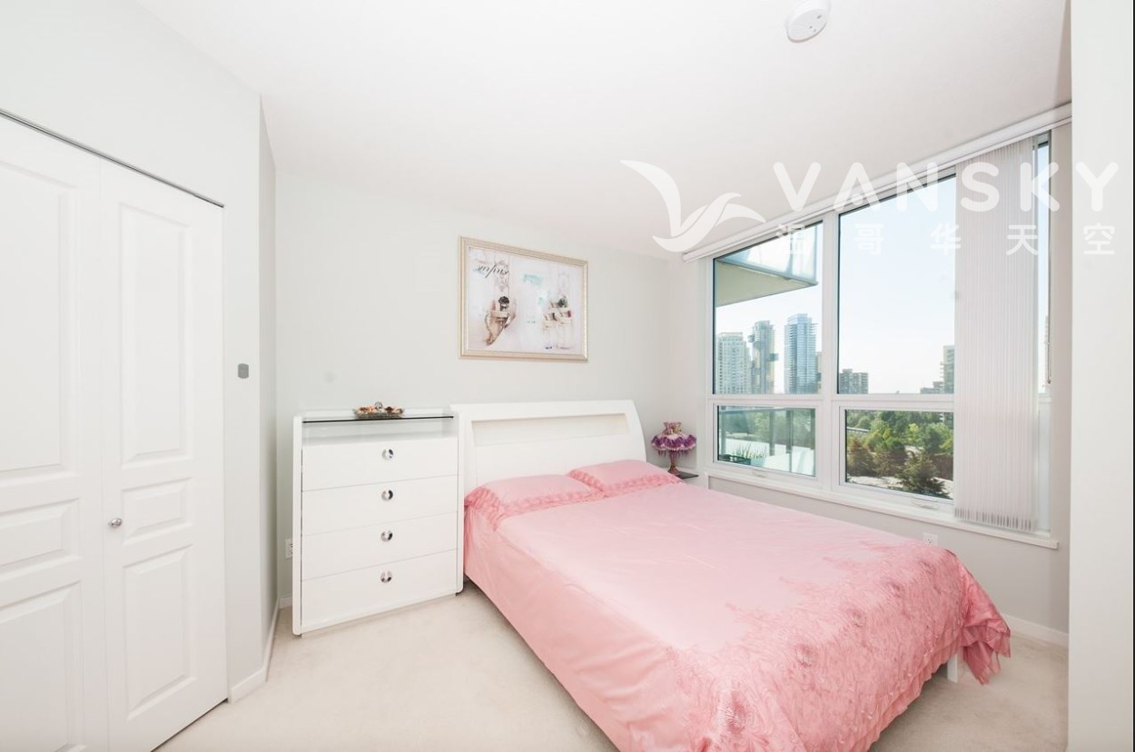 220721113533_Master Bedroom.JPG
